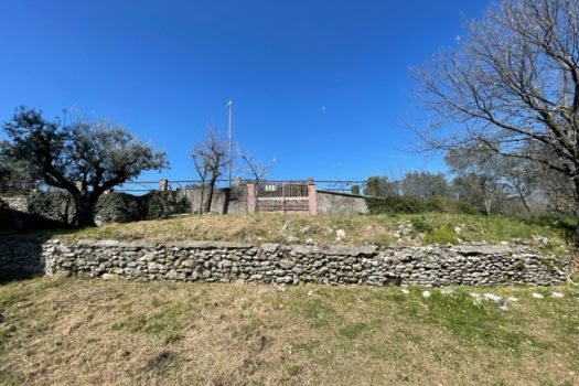 V 469 – Ferentino – Casale caratteristico