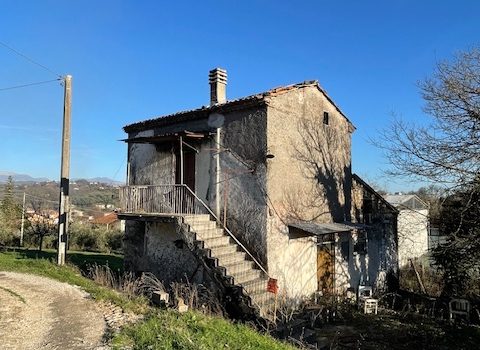 V 205 – Ferentino – Via Tofe