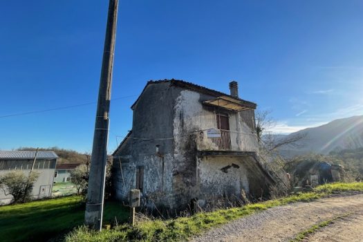 V 205 – Ferentino – Via Tofe