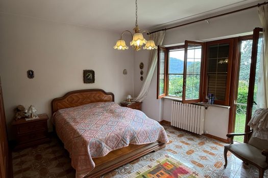 V 582 – Ferentino Via Torri Di Porta Sanguinaria