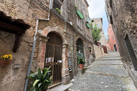 V 582 – Ferentino Via Torri Di Porta Sanguinaria